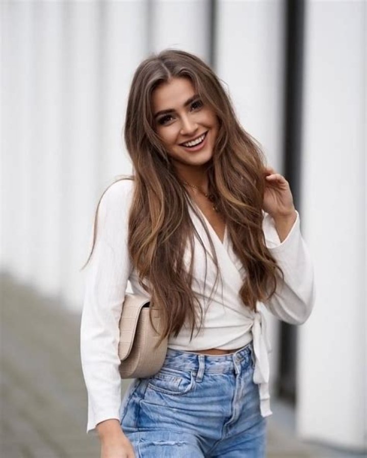 
Anna Von Klinski Height, Weight, Net Worth, Age, Birthday, Wikipedia, Who, Nationality, Biography 