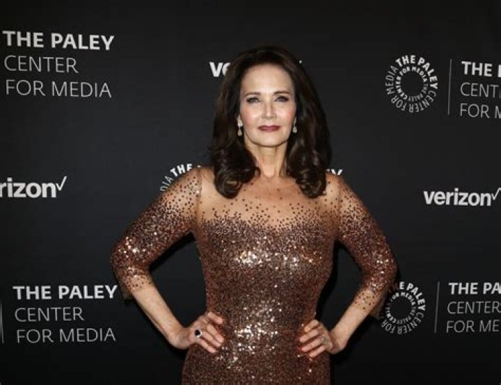 Flora Carter Height, Weight, Net Worth, Age, Birthday, Wikipedia, Who, Nationality, Biography