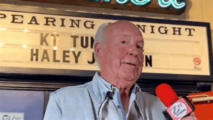 
Gary Oelze, Owner Of The ‘Birchmere Music’ Cause Of Death Explained? 