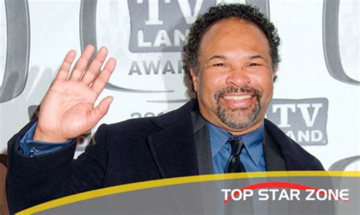 Geoffrey Owens Height, Weight, Net Worth, Age, Birthday, Wikipedia, Who, Instagram, Biography