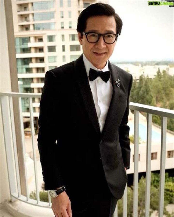Jonathan Ke Quan Height, Weight, Net Worth, Age, Birthday, Wikipedia, Who, Instagram, Biography