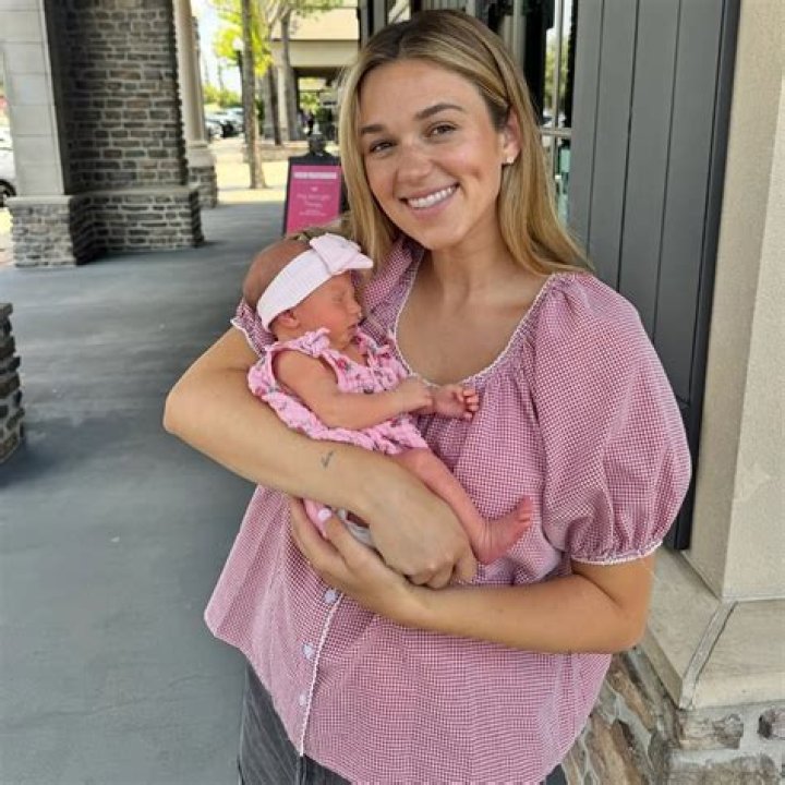 
Madison Robertson Age-How Old Is He? 
