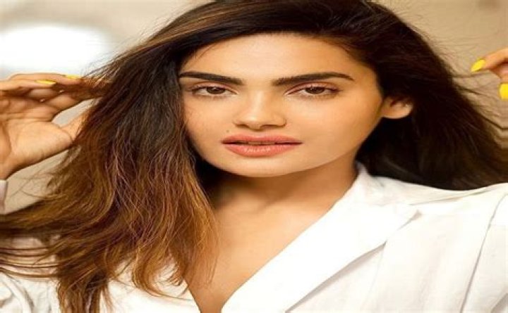 Sakshi Dwivedi Height, Weight, Net Worth, Age, Birthday, Wikipedia, Who, Instagram, Biography