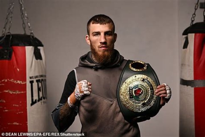 Sam Eggington Height, Weight, Net Worth, Age, Birthday, Wikipedia, Who, Nationality, Biography