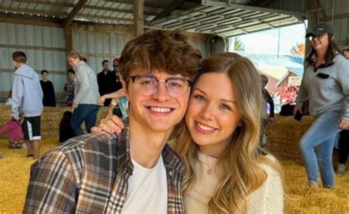 Sarah Graysun’s Boyfriend – Is She In A Relationship With Anyone?