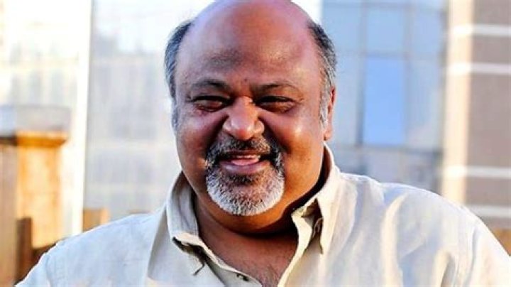 Saurabh Shukla Height, Weight, Net Worth, Age, Birthday, Wikipedia, Who, Instagram, Biography