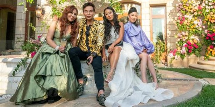 
Who Are Edward Shay And Ai-San Shay? Bling Empire Anna Shay Parents And Age Gap 